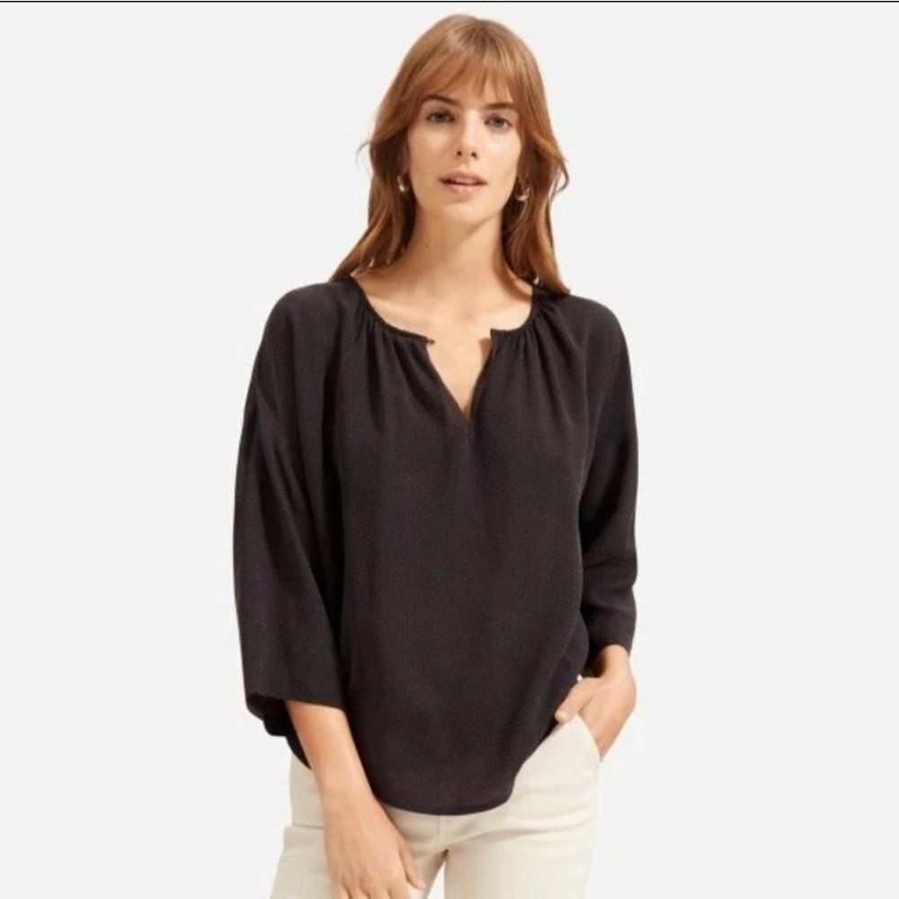 Everlane The Shirred‎ Cupro Blouse Black Keyhole Neckline Sustainable Size 6